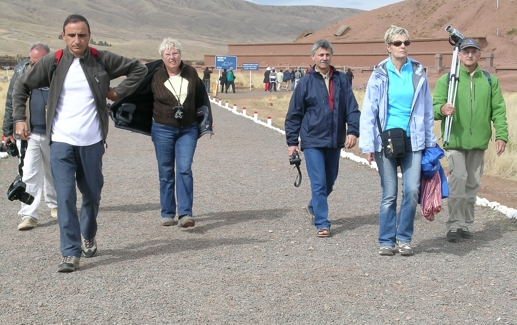 Tiwanaku Maurice avec une partie du groupe