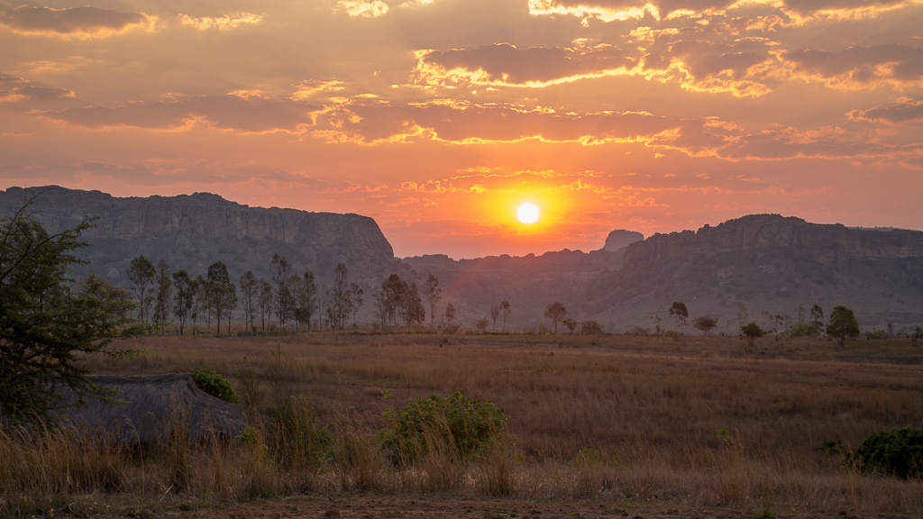 Madagascar coucher de soleil Isalo