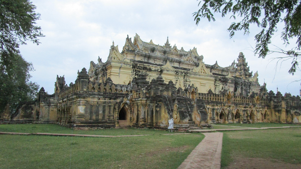Ava Mahar Aung Mye Bon San monastère