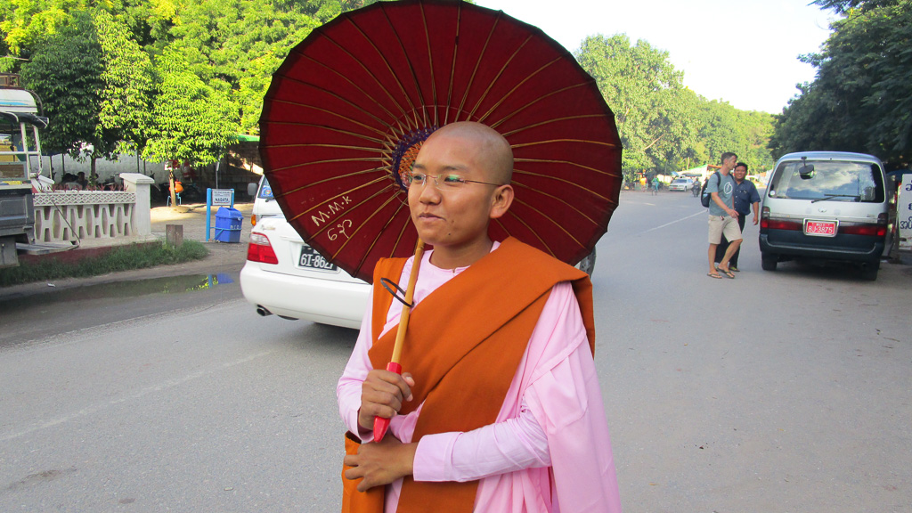 Mandalay Bonzesse