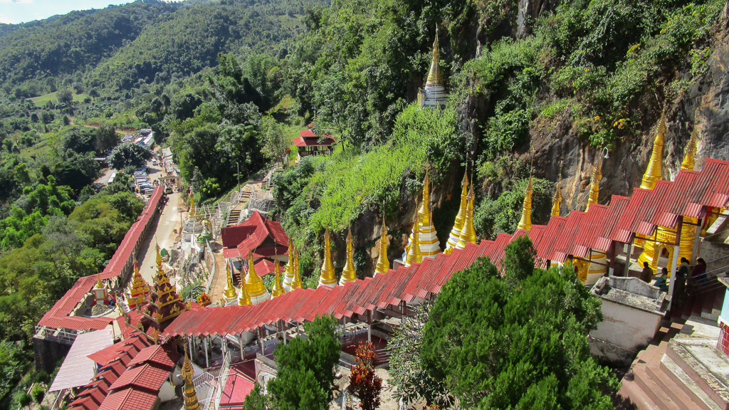 Pindaya la grotte aux 8000 bouddhas